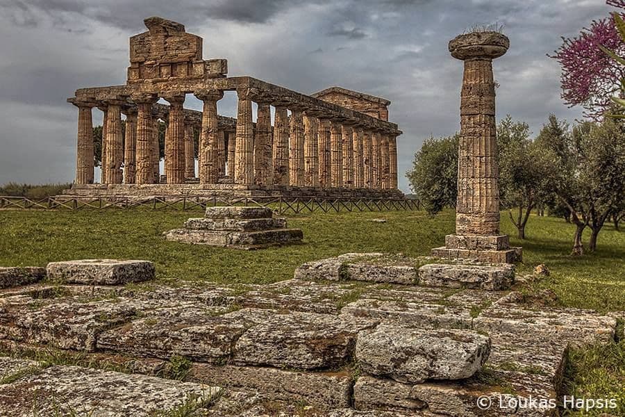 Paestum e i Templi Greci: guida al tour da Napoli